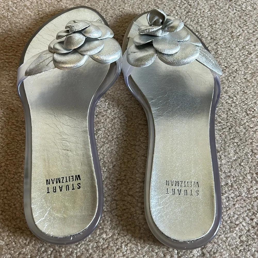 Stuart Weitzman Silver Floral Women's Sandals - Picture 2 of 4